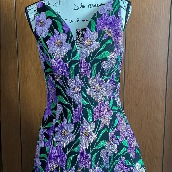 Carolina Herrera Metallic Floral Jacquard A-Line Dress size 6 - Picture 7 of 14